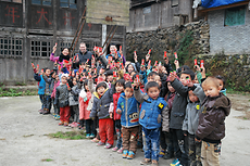 汉高MIT“云南：传递温暖和爱心”项目