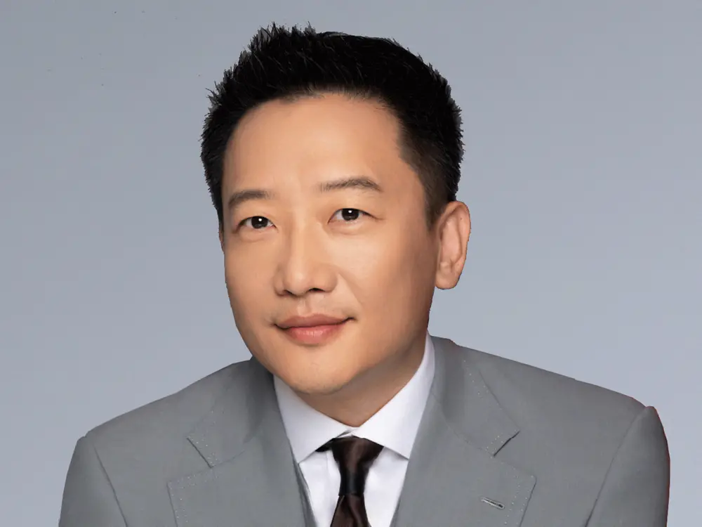
Patrick Zhong
钟经伟 先生
大中华区化妆品业务部总经理